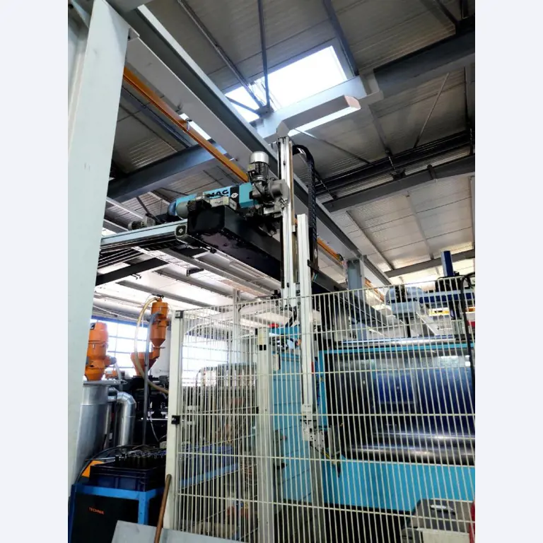 Machines for the manufacturing of foamed <br>and injected attachments and spare parts <br>for the automotive sector-16