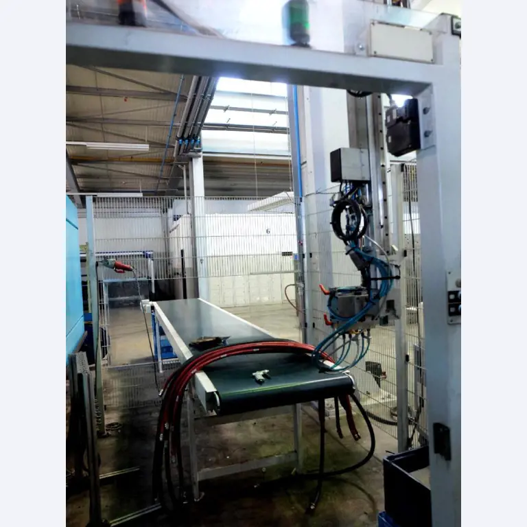 Machines for the manufacturing of foamed <br>and injected attachments and spare parts <br>for the automotive sector-5