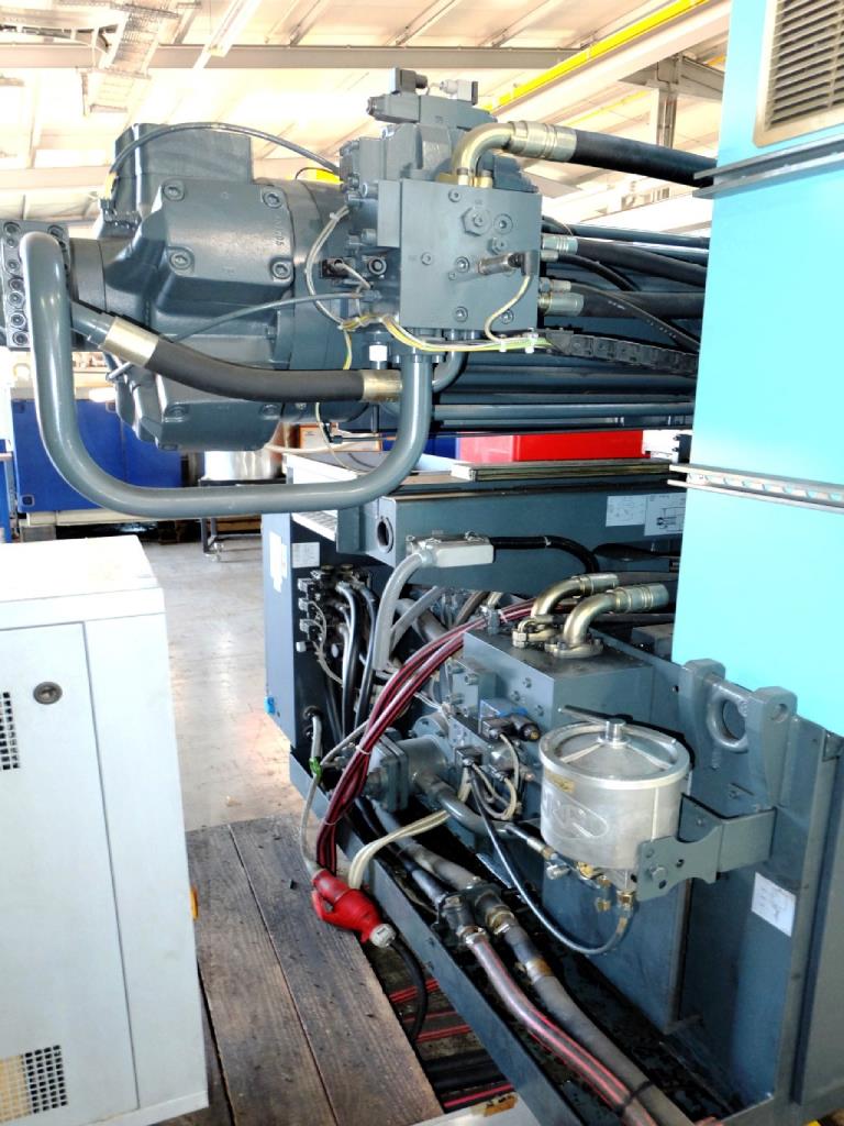 Machines for the manufacturing of foamed <br>and injected attachments and spare parts <br>for the automotive sector-8