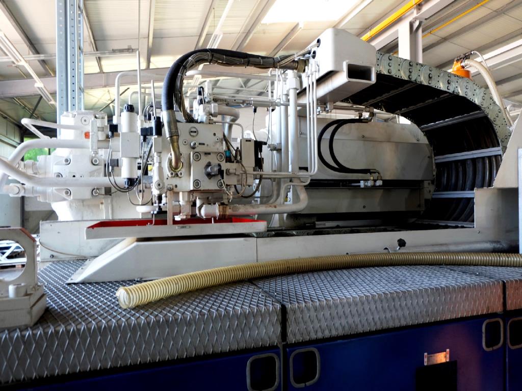 Machines for the manufacturing of foamed <br>and injected attachments and spare parts <br>for the automotive sector-13