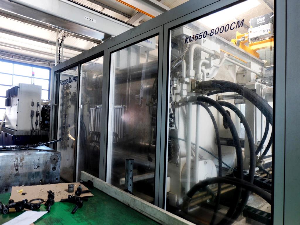 Machines for the manufacturing of foamed <br>and injected attachments and spare parts <br>for the automotive sector-3