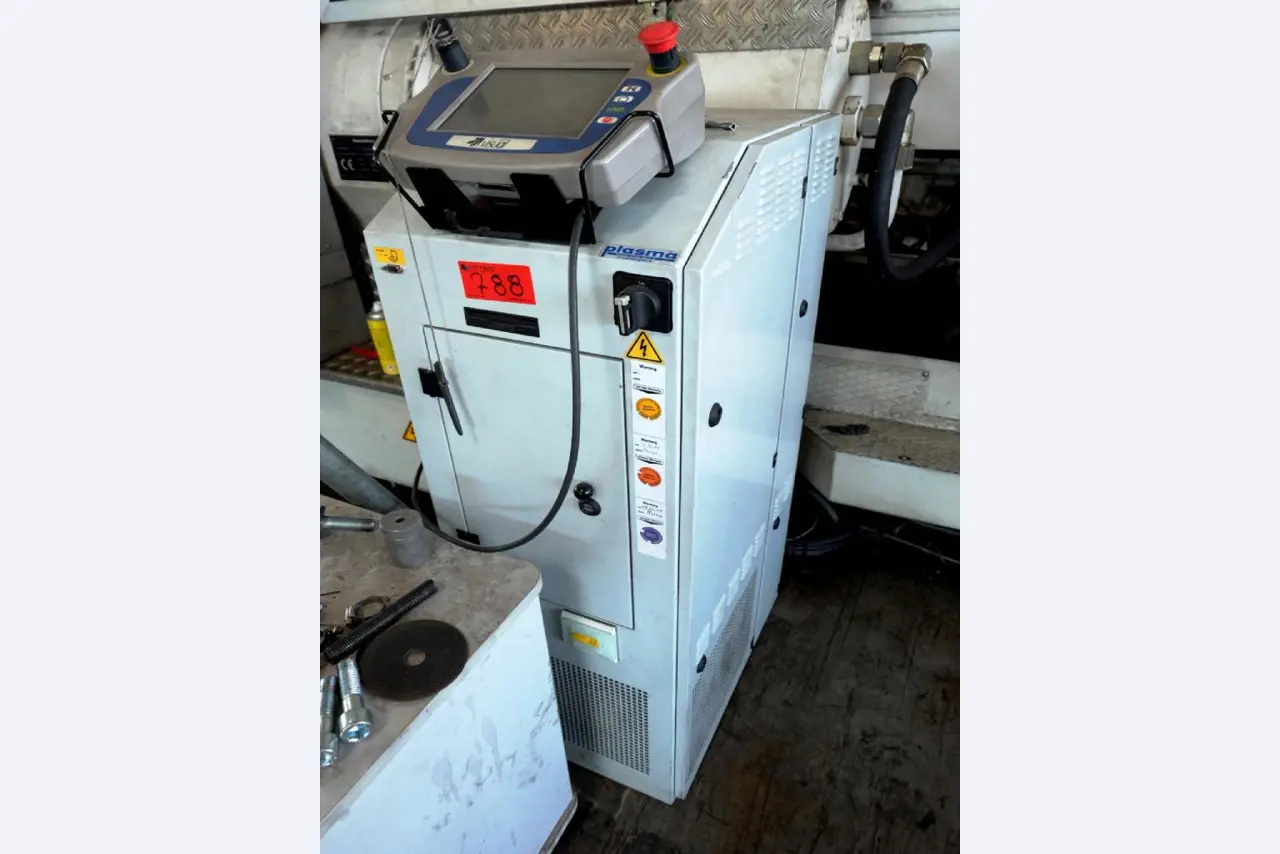 Machines for the manufacturing of foamed <br>and injected attachments and spare parts <br>for the automotive sector-9