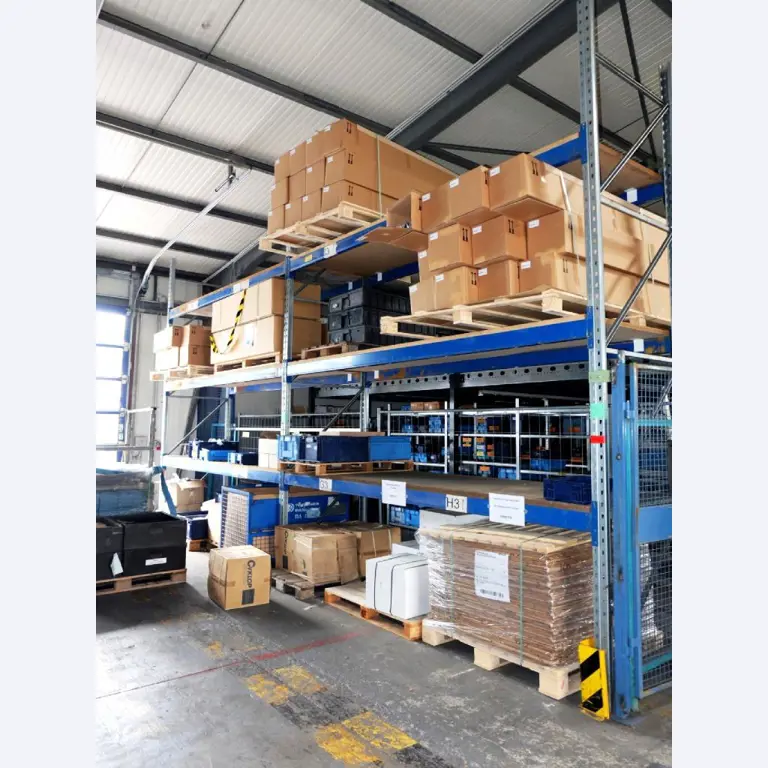 Machines for the manufacturing of foamed <br>and injected attachments and spare parts <br>for the automotive sector-2