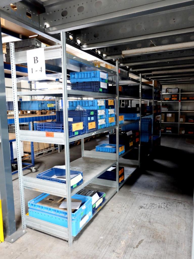 Machines for the manufacturing of foamed <br>and injected attachments and spare parts <br>for the automotive sector-2