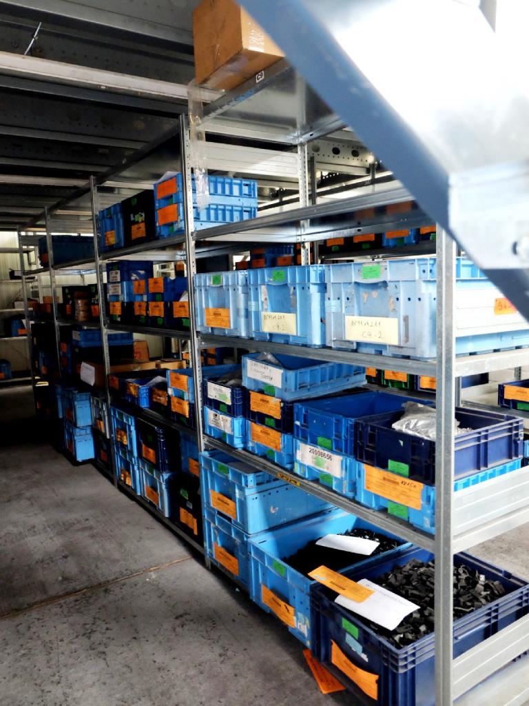 Machines for the manufacturing of foamed <br>and injected attachments and spare parts <br>for the automotive sector-9