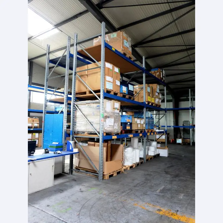 Machines pour la fabrication de pièces (rapportées) automobiles moussées et injectées-2