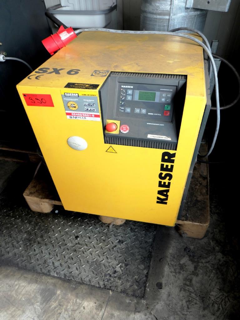 Machines for the manufacturing of foamed <br>and injected attachments and spare parts <br>for the automotive sector-3