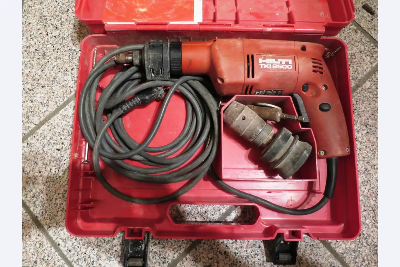 Betriebsauflösung Baugeschäft -1