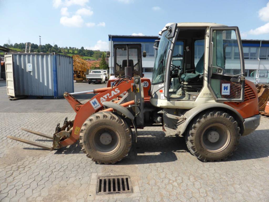 Baumaschinen, Baugeräte, Nutzfahrzeuge und Pkw-1