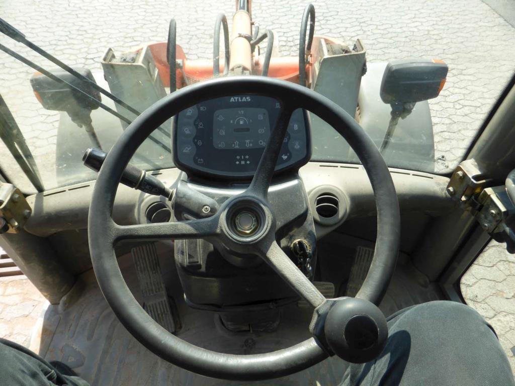 Baumaschinen, Baugeräte, Nutzfahrzeuge und Pkw-8