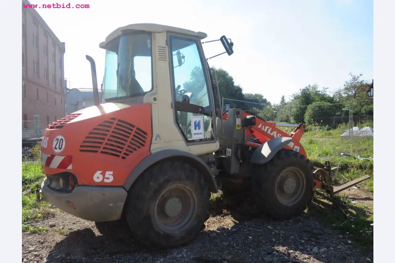 construction machinery and equipment and commercial vehicles -1