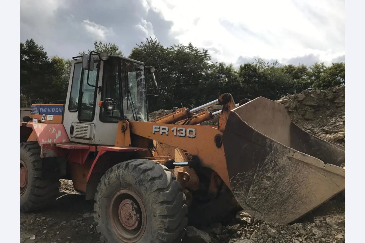 construction machinery and equipment and commercial vehicles -4