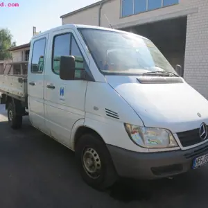 Transporteur Mercedes-Benz 208 CDi