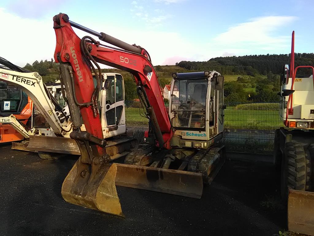 Gradbeni stroji, gradbena oprema, gospodarska vozila in avtomobili-1