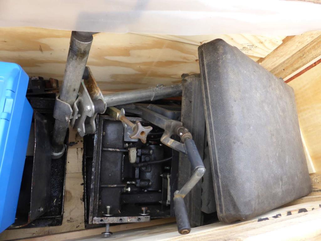 Gradbeni stroji, gradbena oprema, gospodarska vozila in avtomobili-10