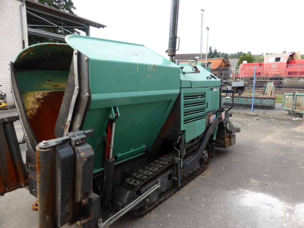 Gradbeni stroji, gradbena oprema, gospodarska vozila in avtomobili-1