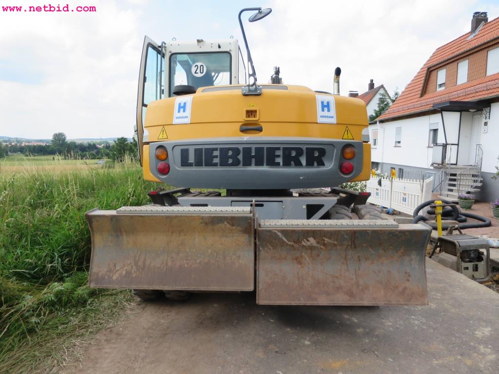 Máquinas de construção, equipamento de construção, veículos comerciais e automóveis-2