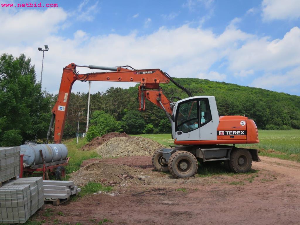 Máquinas de construção, equipamento de construção, veículos comerciais e automóveis-4