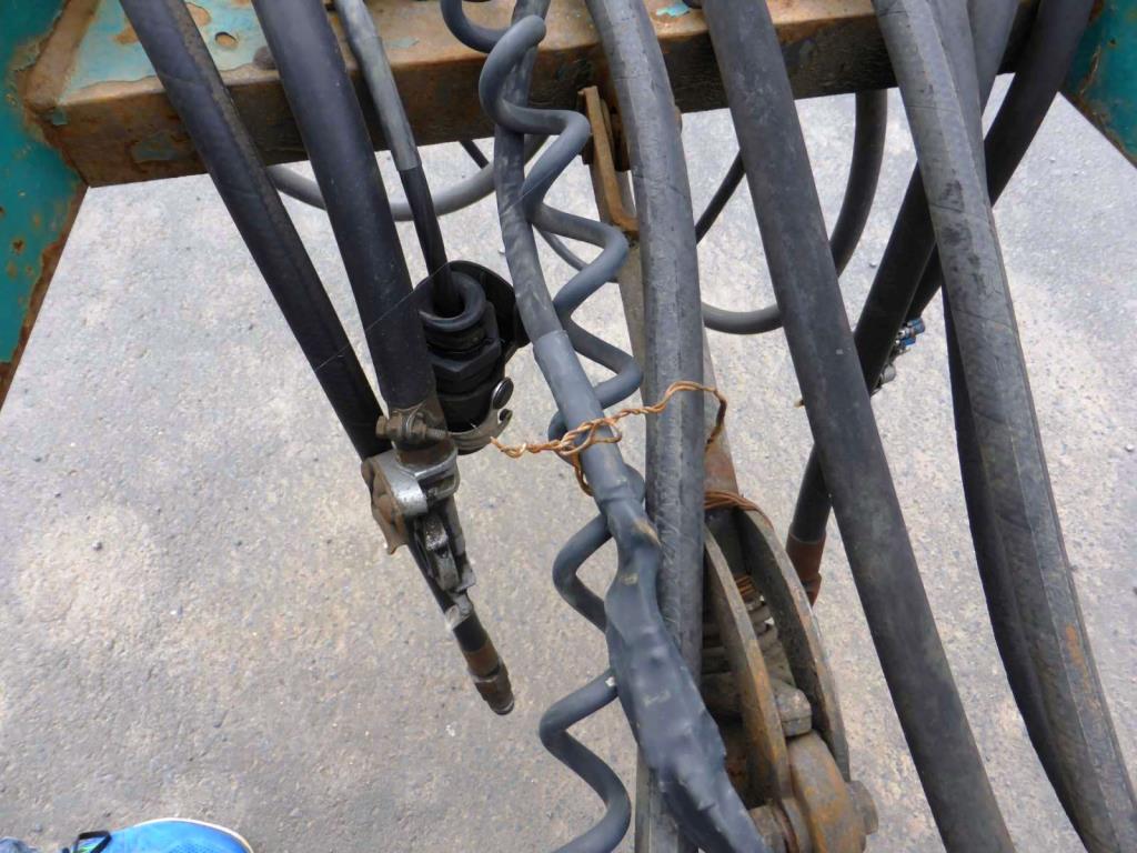 Gradbeni stroji, gradbena oprema, gospodarska vozila in avtomobili-2