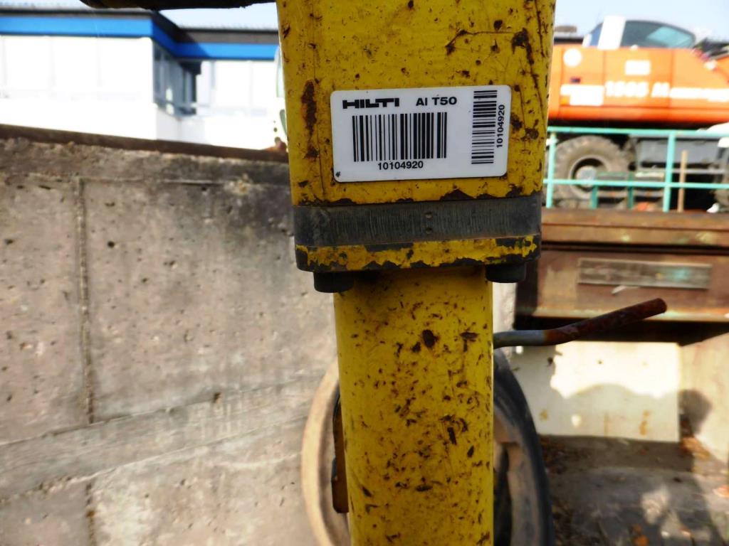 Máquinas de construção, equipamento de construção, veículos comerciais e automóveis-2