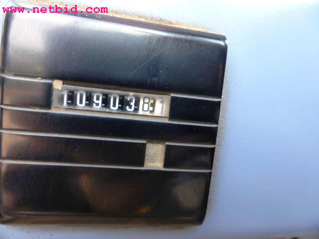 Máquinas de construção, equipamento de construção, veículos comerciais e automóveis-3