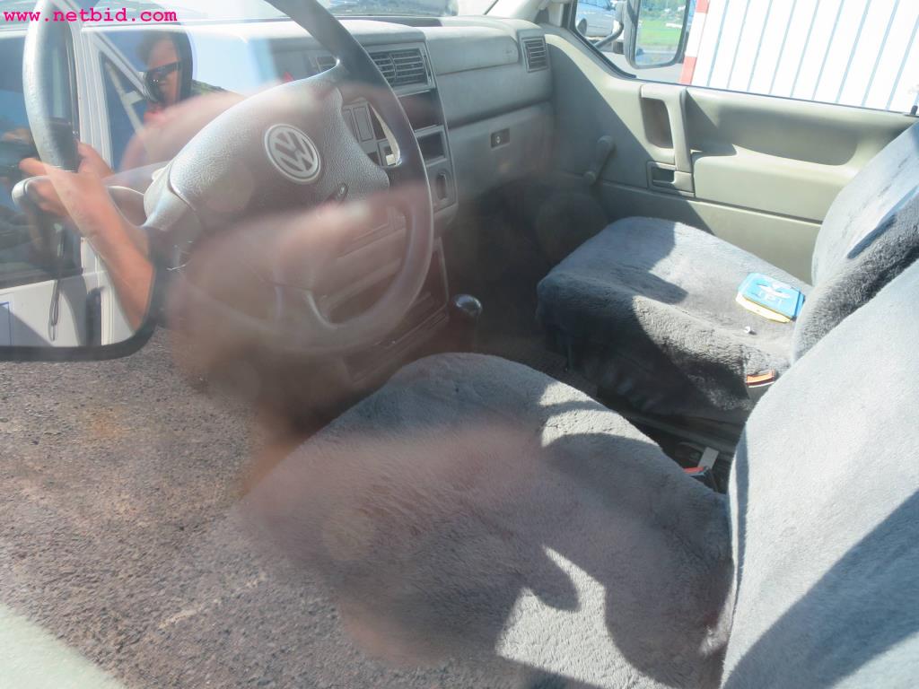 Gradbeni stroji, gradbena oprema, gospodarska vozila in avtomobili-6