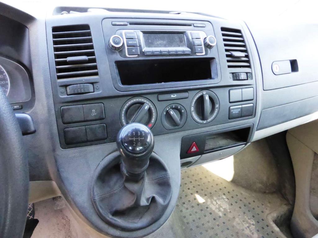 Gradbeni stroji, gradbena oprema, gospodarska vozila in avtomobili-12