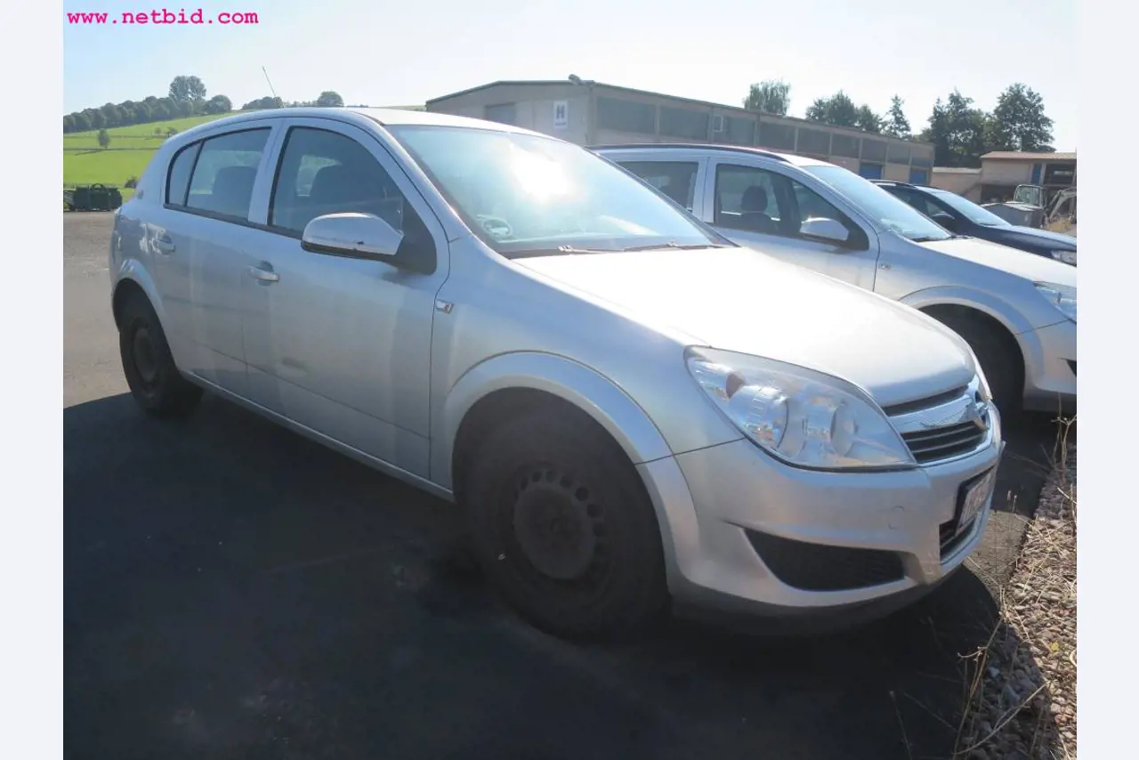 construction machinery and equipment and commercial vehicles -1