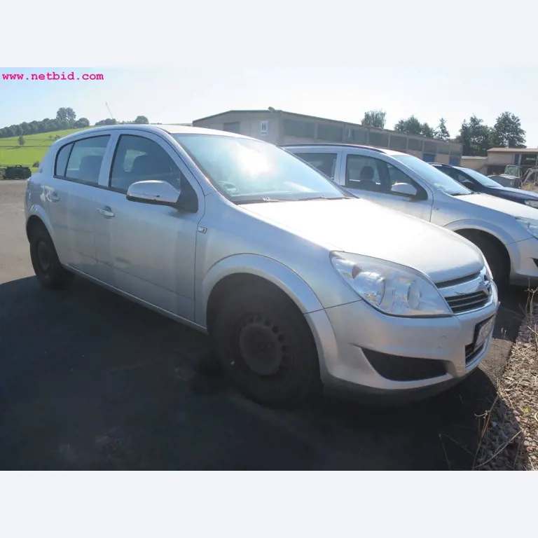 construction machinery and equipment and commercial vehicles -1