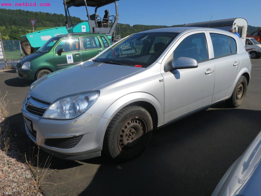 Gradbeni stroji, gradbena oprema, gospodarska vozila in avtomobili-2