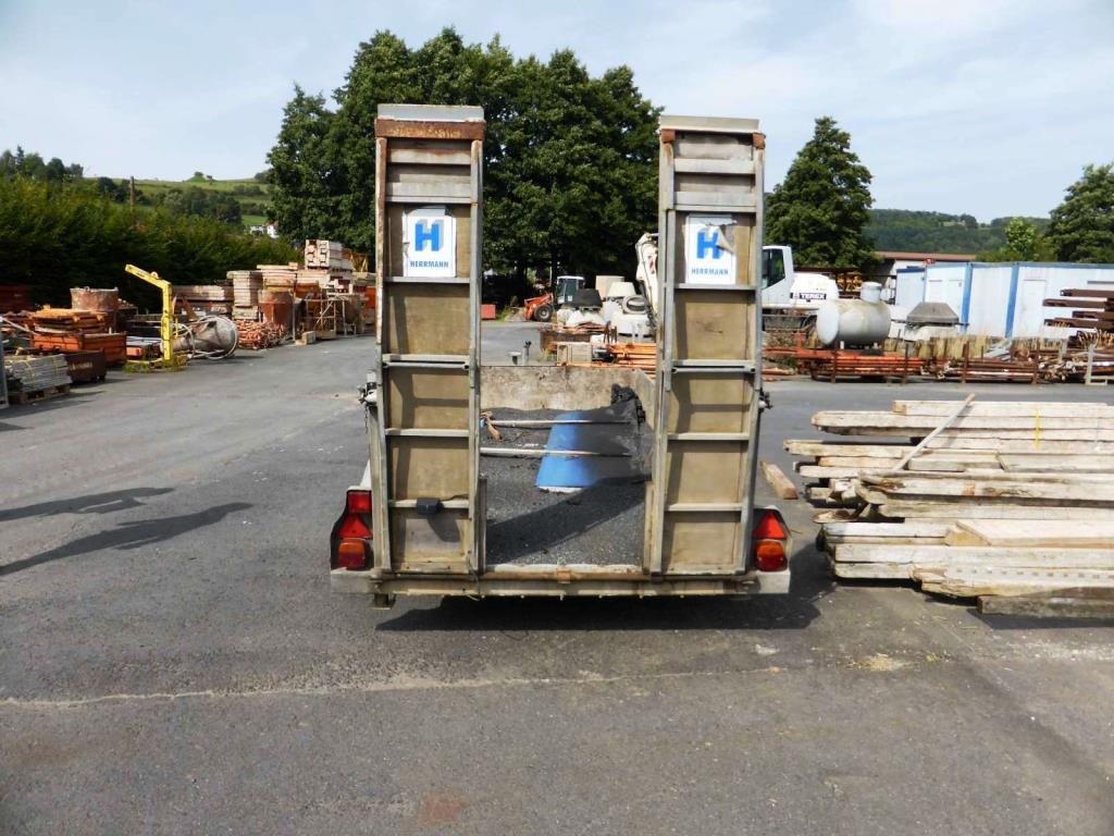 Máquinas de construção, equipamento de construção, veículos comerciais e automóveis-4