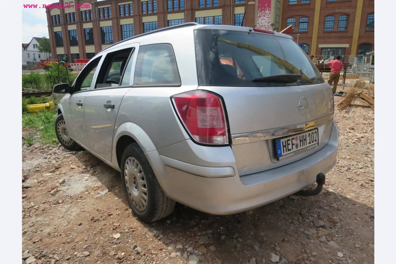 Machines de chantier, matériel de construction, véhicules utilitaires et voitures particulières-2
