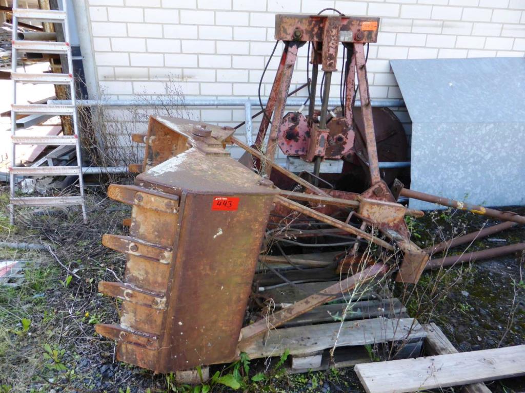 Gradbeni stroji, gradbena oprema, gospodarska vozila in avtomobili-1