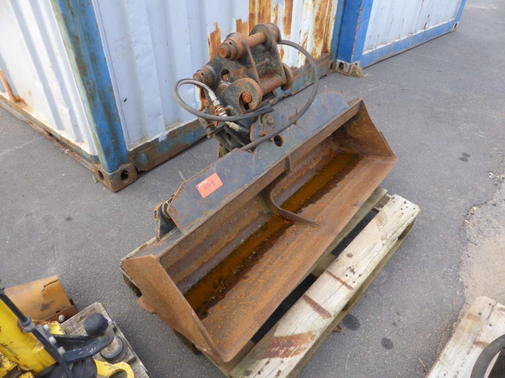 construction machinery and equipment and commercial vehicles -1