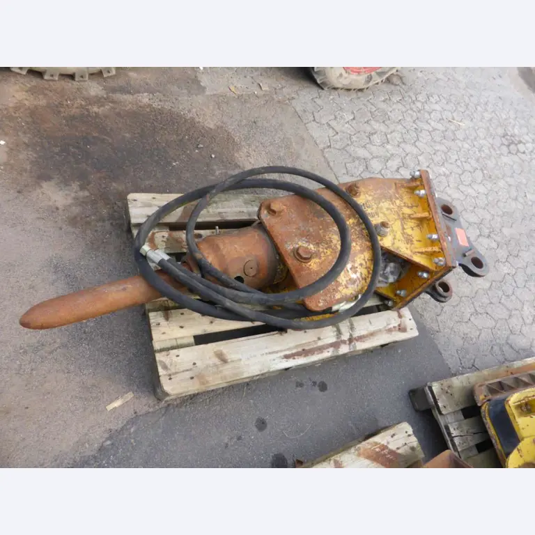 construction machinery and equipment and commercial vehicles -1