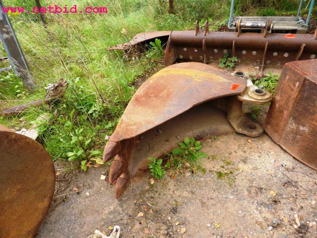 Gradbeni stroji, gradbena oprema, gospodarska vozila in avtomobili-1