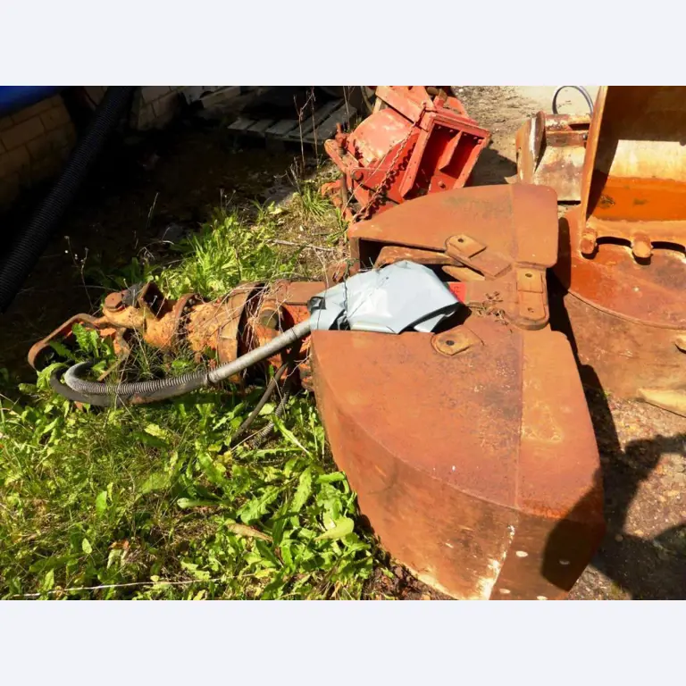 Baumaschinen, Baugeräte, Nutzfahrzeuge und Pkw-1