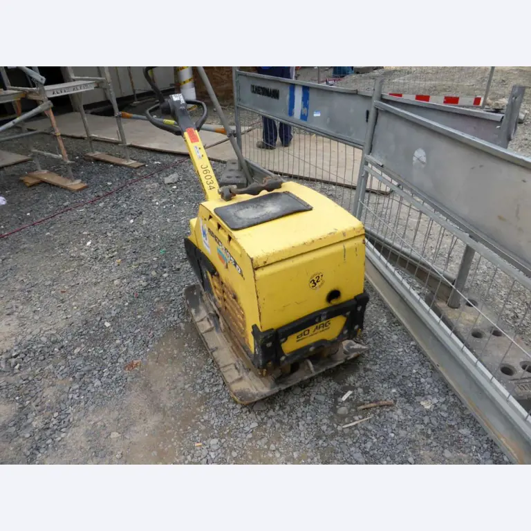 construction machinery and equipment and commercial vehicles -1