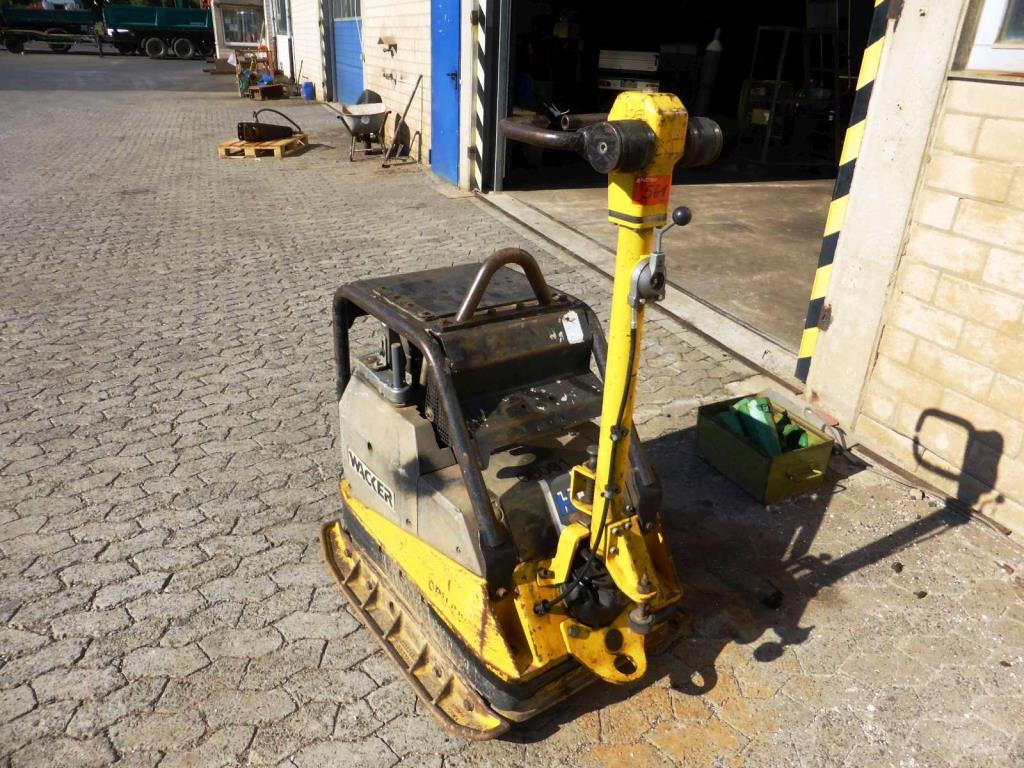 Máquinas de construção, equipamento de construção, veículos comerciais e automóveis-4