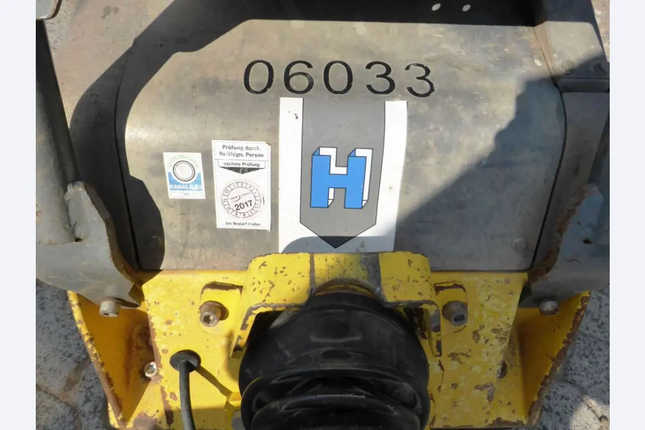 construction machinery and equipment and commercial vehicles -2