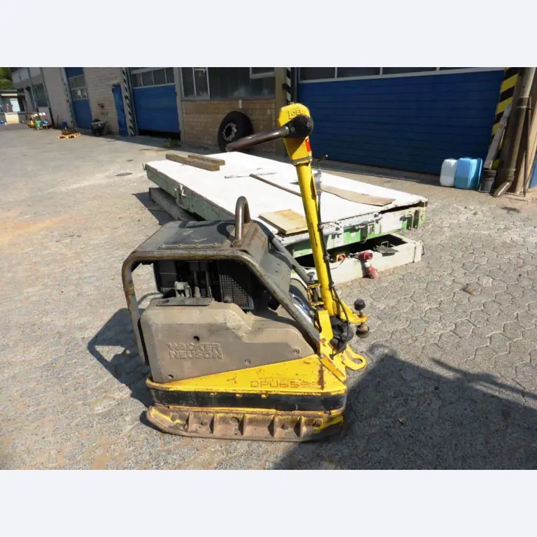 construction machinery and equipment and commercial vehicles -4