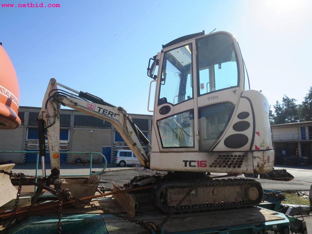 construction machinery and equipment and commercial vehicles -1