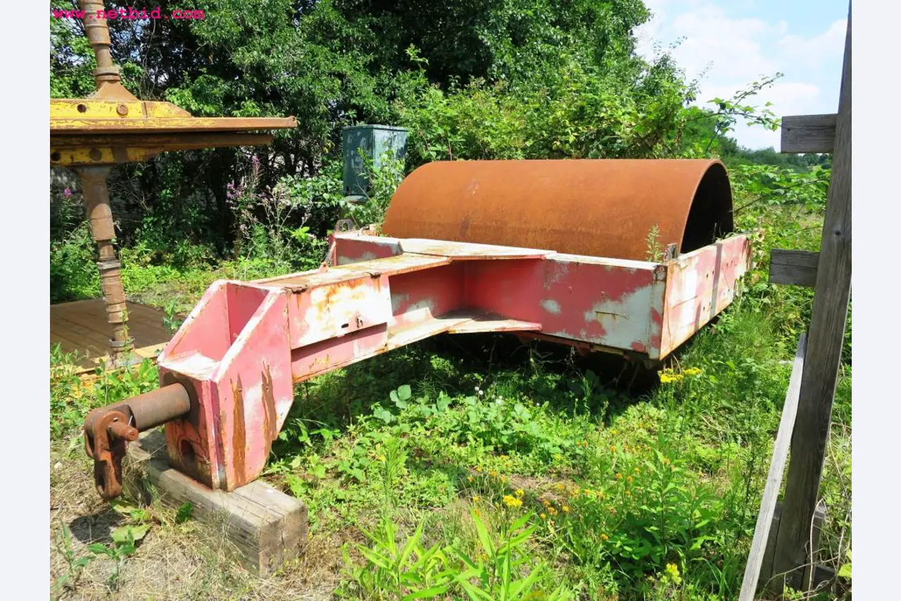 construction machinery and equipment and commercial vehicles -1