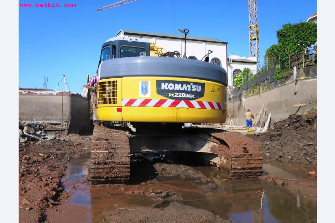 Machines de chantier, matériel de construction, véhicules utilitaires et voitures particulières-3