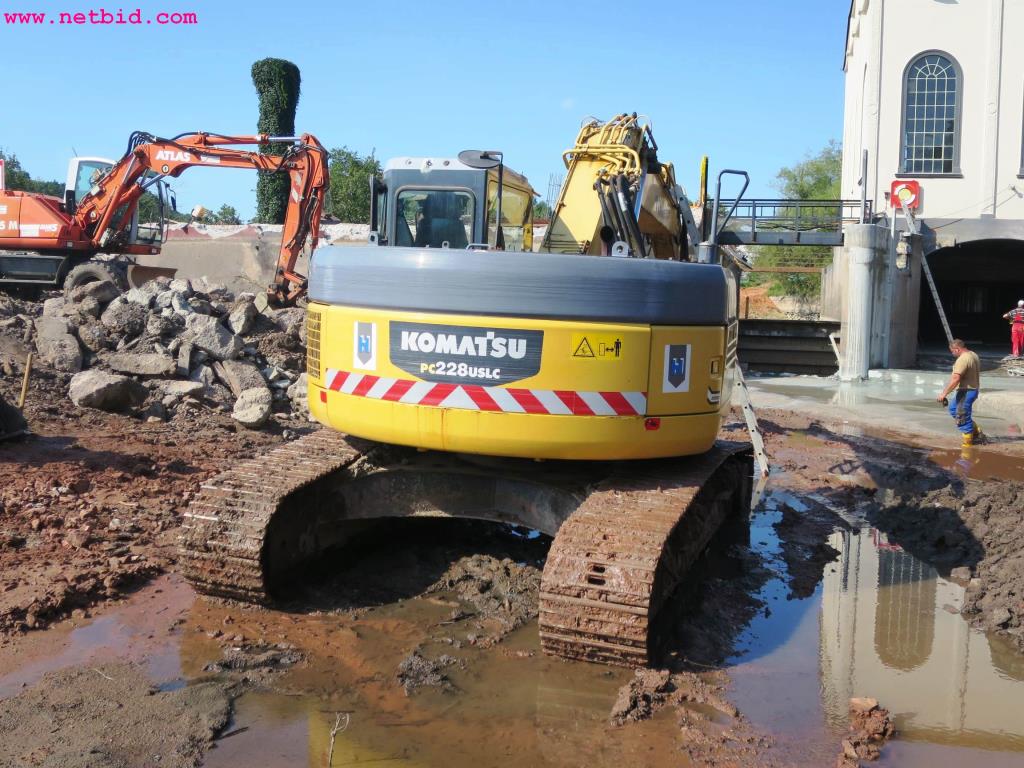 Máquinas de construção, equipamento de construção, veículos comerciais e automóveis-4