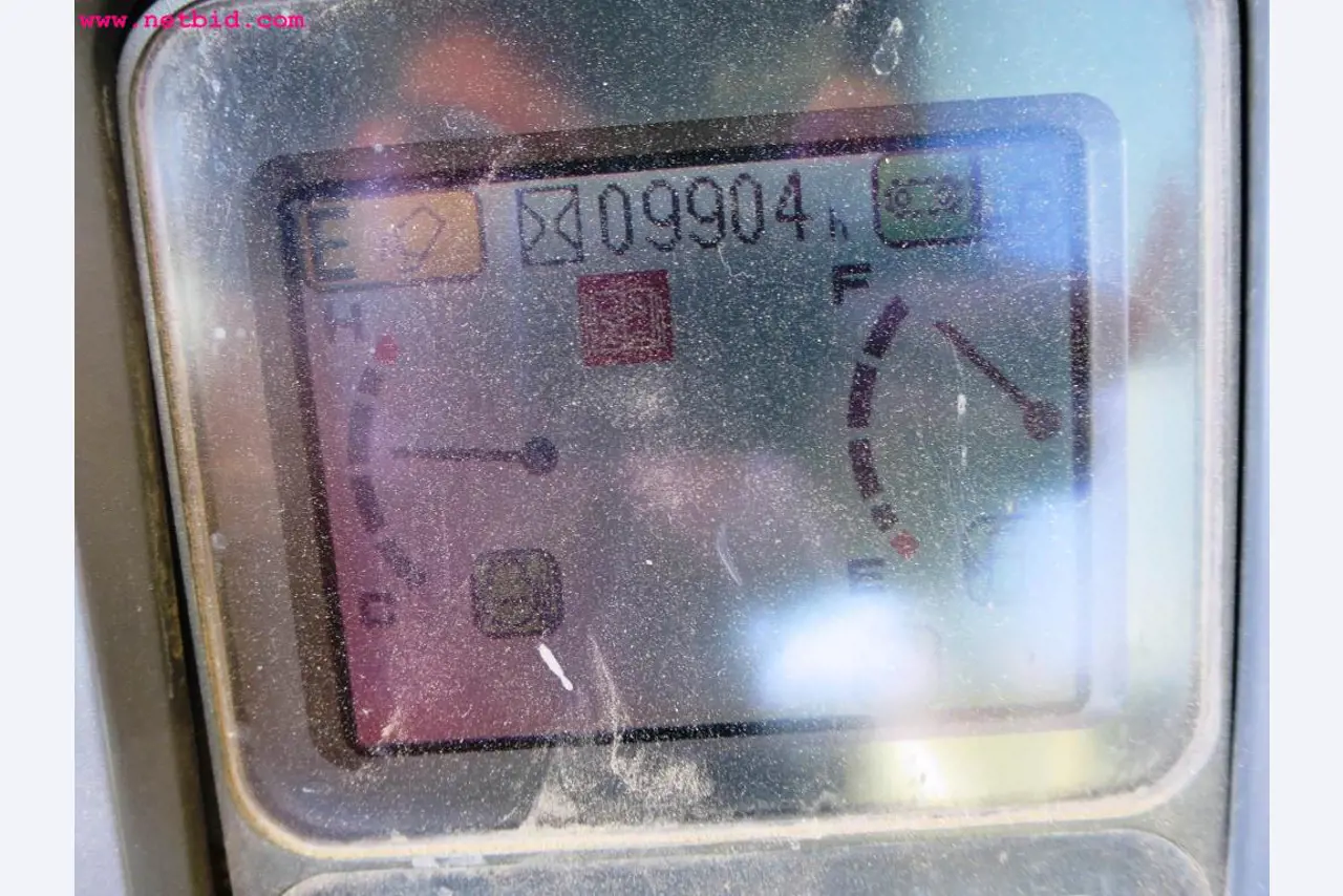 Machines de chantier, matériel de construction, véhicules utilitaires et voitures particulières-7