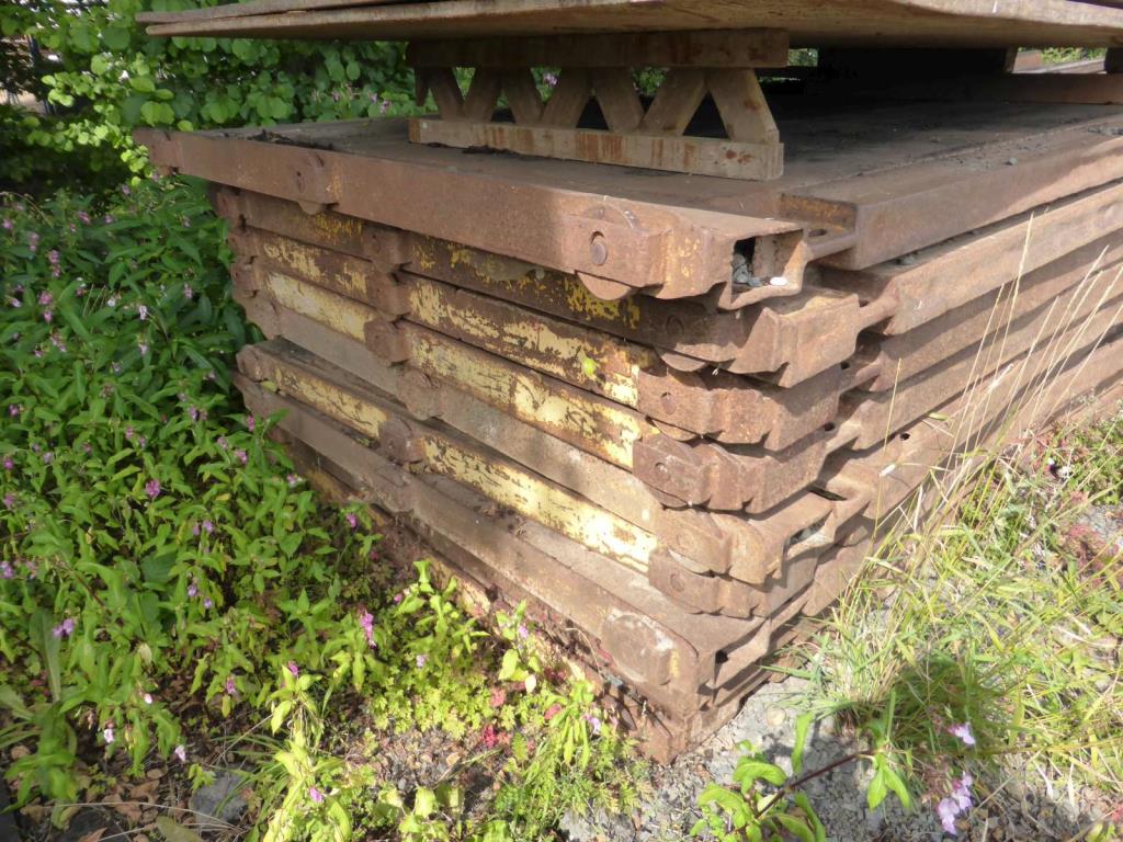 Máquinas de construção, equipamento de construção, veículos comerciais e automóveis-2