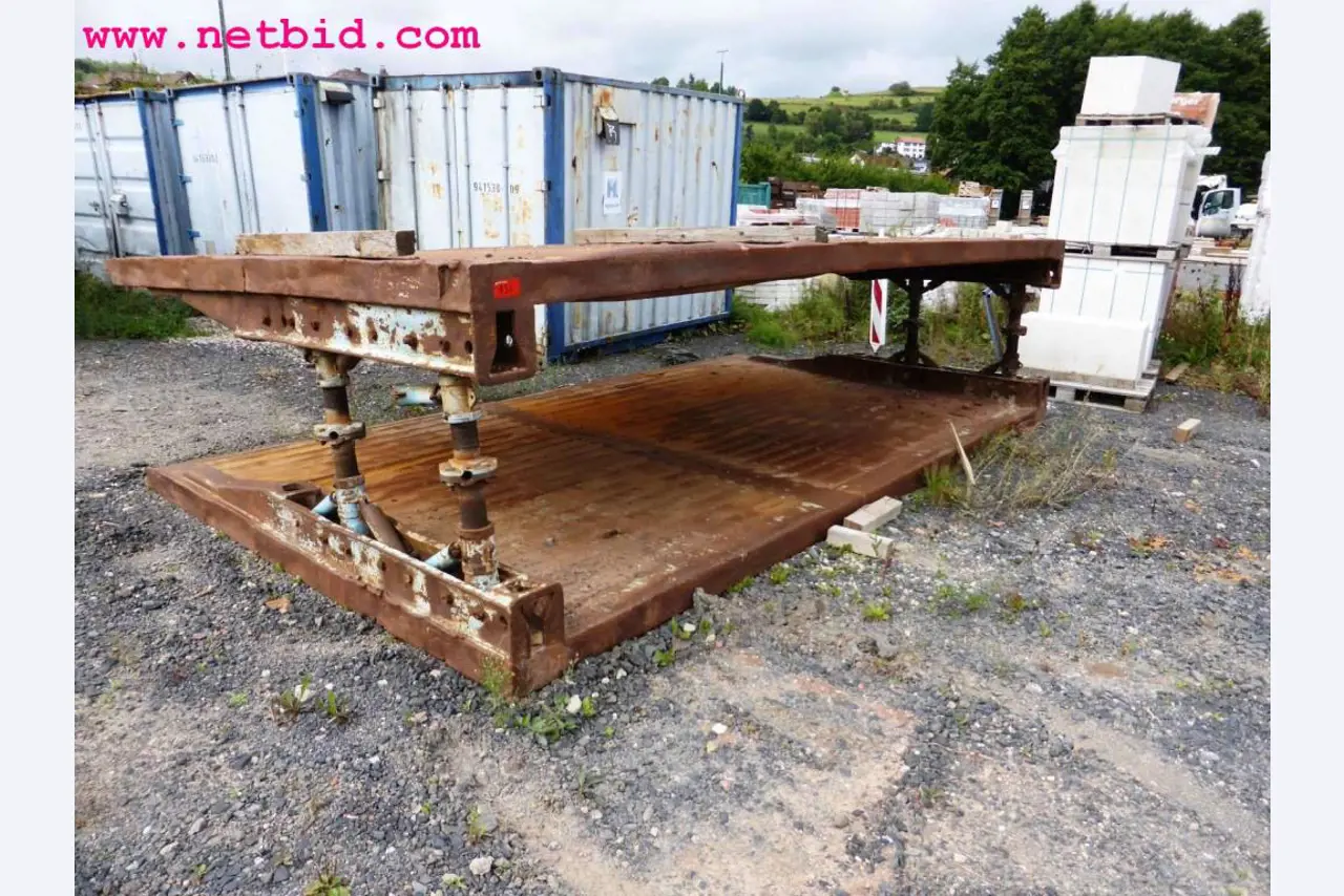 Machines de chantier, matériel de construction, véhicules utilitaires et voitures particulières-2