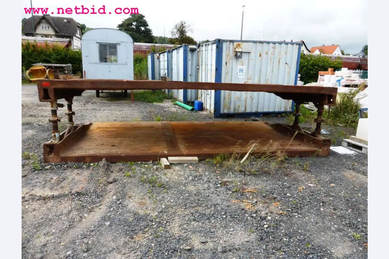 Machines de chantier, matériel de construction, véhicules utilitaires et voitures particulières-4