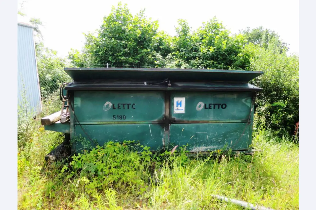 construction machinery and equipment and commercial vehicles -1